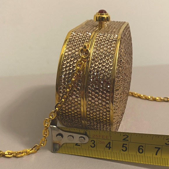 <SOLD> Authentic Judith Leiber mini clutch - Picture 12 of 12